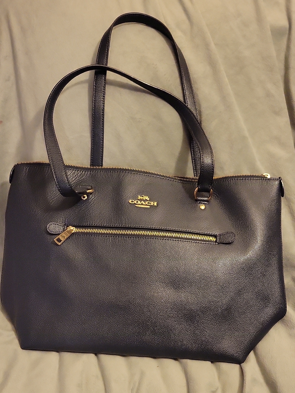 COACH Black Leather Tote Bag with Gold Hardware